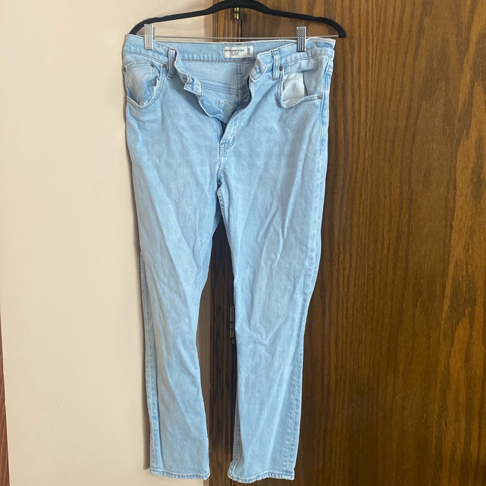 Abercrombie & Fitch skinny high rise jeans size 30/10